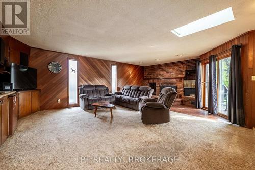 168 Braemar Road, Kingston (City Southwest), ON - Indoor With Fireplace