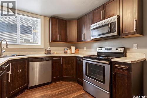 14 125 Froom Crescent, Regina, SK - Indoor Photo Showing Kitchen With Stainless Steel Kitchen