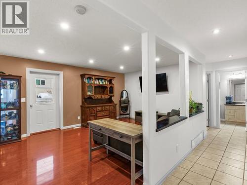 40 Stope Way, Whitehorse, YT - Indoor