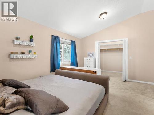 40 Stope Way, Whitehorse, YT - Indoor Photo Showing Bedroom