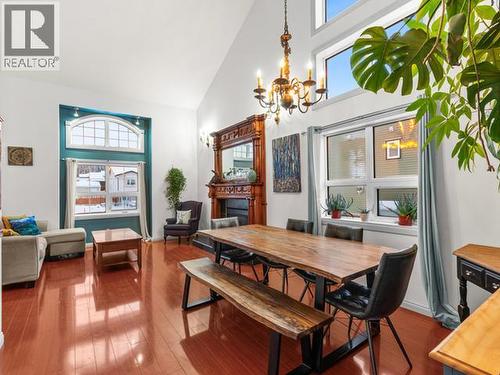 40 Stope Way, Whitehorse, YT - Indoor Photo Showing Dining Room