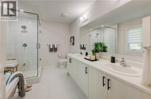 55 Tulip Crescent, Simcoe, ON - Indoor Photo Showing Bathroom
