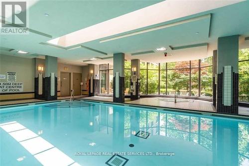 indoor pool - 402 - 319 Merton Street, Toronto, ON - Indoor Photo Showing Other Room With In Ground Pool
