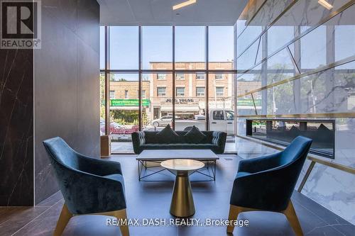 806 - 151 Avenue Road, Toronto, ON - Indoor