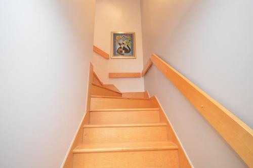Escalier - 13134 Ch. Du Lac-Labelle, Labelle, QC - Indoor Photo Showing Other Room