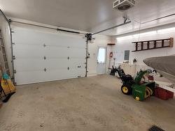 Garage - 