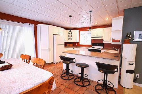 Vue d'ensemble - 13134 Ch. Du Lac-Labelle, Labelle, QC - Indoor Photo Showing Kitchen