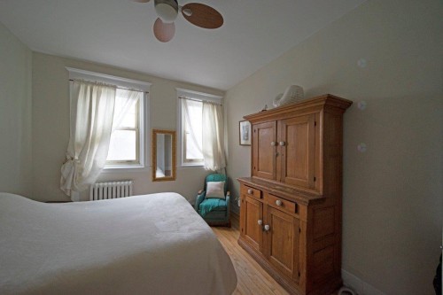 Master Bedroom - 7-4330 Rue Sherbrooke O., Westmount, QC - Indoor Photo Showing Bedroom