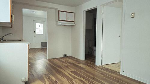 Cuisine - 1543  - 1557 Av. Champlain, Shawinigan, QC - Indoor