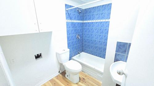 Salle de bains - 1543  - 1557 Av. Champlain, Shawinigan, QC - Indoor Photo Showing Bathroom
