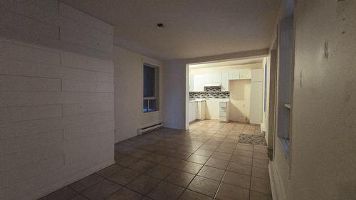 Cuisine - 1543  - 1557 Av. Champlain, Shawinigan, QC - Indoor Photo Showing Other Room