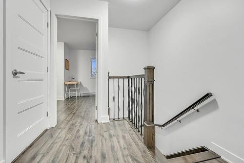 Passageway - 201-169 Rue St-Georges, Saint-Jean-Sur-Richelieu, QC - Indoor Photo Showing Other Room