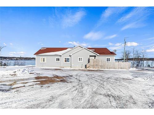 15 Pleasantview Road, Point Leamington, NL 