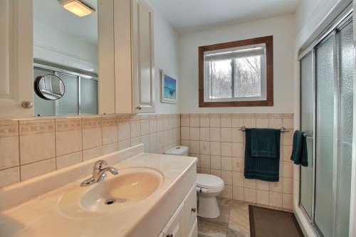 Salle de bains - 30 Ch. Du Domaine-Du-Soleil-Levant, Stanstead - Canton, QC 