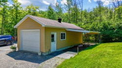 Garage - 