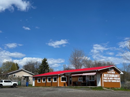 Façade - 15 Rue Des Bouleaux, Caplan, QC - Outdoor