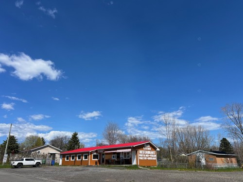 Façade - 15 Rue Des Bouleaux, Caplan, QC - Outdoor