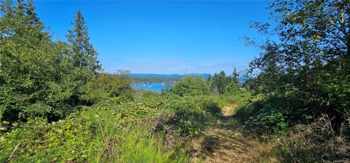 120 Bishops Walk Rd, Salt Spring, BC 