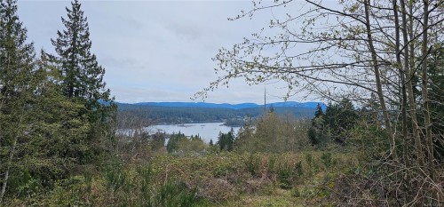 120 Bishops Walk Rd, Salt Spring, BC 
