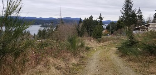 120 Bishops Walk Rd, Salt Spring, BC 