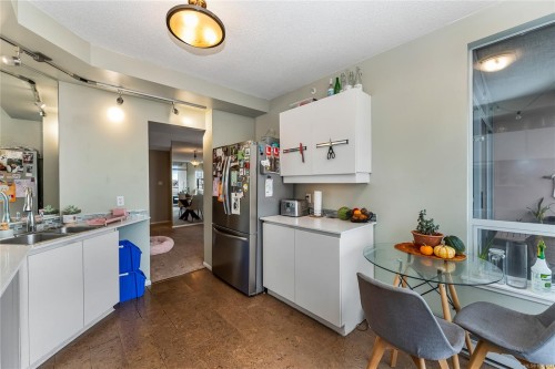 1004-1020 View St, Victoria, BC - Indoor Photo Showing Other Room