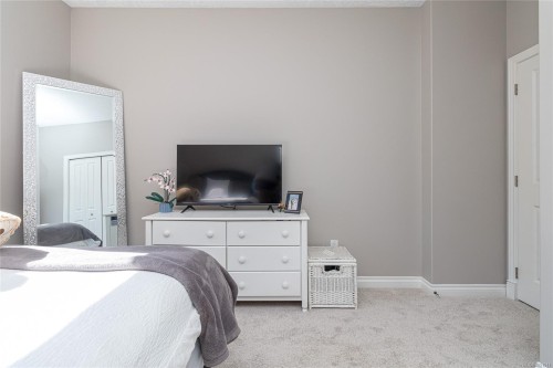 1204 Knockan Pl, Saanich, BC 