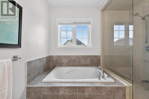 254 Niagara Trail, Halton Hills, ON - Indoor Photo Showing Bathroom