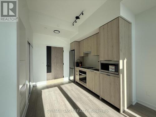 826 - 1007 The Queensway, Toronto, ON - 