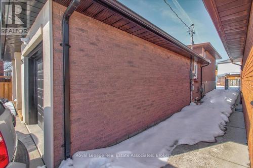 1562 Upper Ottawa Street, Hamilton, ON - Outdoor With Exterior