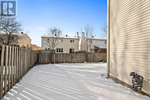 286 Mceachern Crescent, Ottawa, ON - Outdoor
