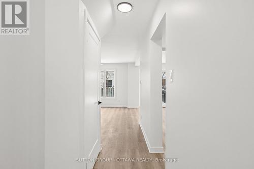 286 Mceachern Crescent, Ottawa, ON - Indoor Photo Showing Other Room