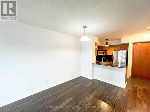 202 - 35 Bales Avenue, Toronto, ON - Indoor Photo Showing Kitchen