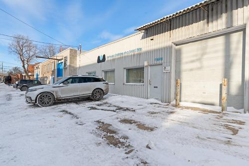 Expédition (porte/quai) - 11905  - 11915 Av. Bellevois, Montréal (Montréal-Nord), QC - Outdoor