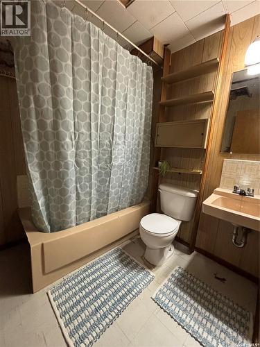 114 Jubilee Crescent, Canora, SK - Indoor Photo Showing Bathroom