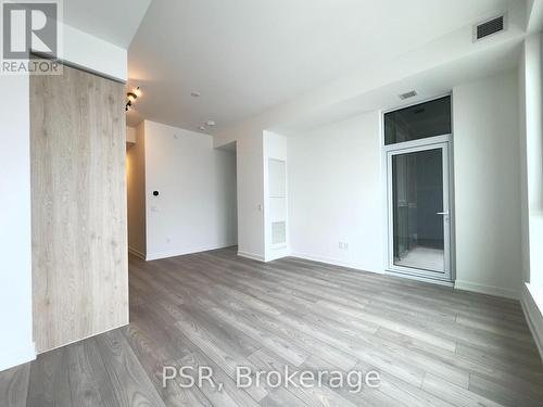 915 - 1007 The Queensway, Toronto, ON - Indoor Photo Showing Other Room