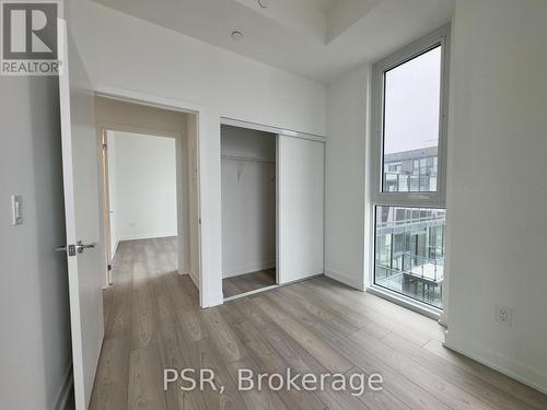 915 - 1007 The Queensway, Toronto, ON - Indoor Photo Showing Other Room