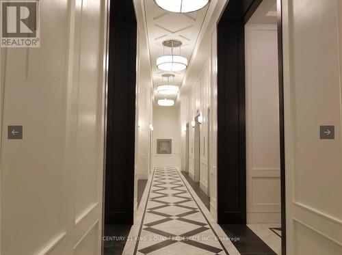 606 - 955 Bay Street, Toronto, ON - Indoor Photo Showing Other Room