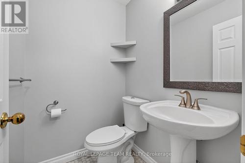 1475 York Mills Drive, Ottawa, ON - Indoor Photo Showing Bathroom