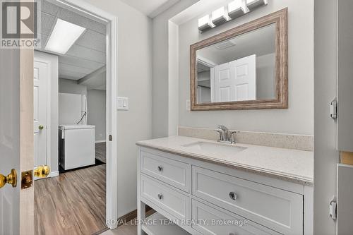 1475 York Mills Drive, Ottawa, ON - Indoor Photo Showing Bathroom