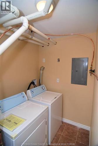1810 Northway Unit# C - Upper, Windsor, ON - Indoor Photo Showing Laundry Room