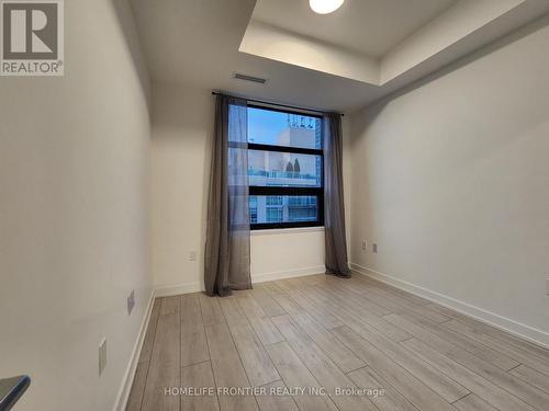 902 A - 1606 Charles Street, Whitby, ON - Indoor Photo Showing Other Room