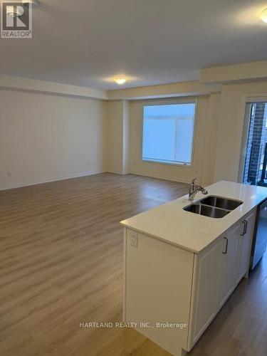 908 - 1695 Dersan Street, Pickering, ON - Indoor Photo Showing Kitchen With Double Sink