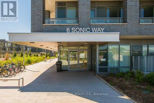 1002 - 6 Sonic Way, Toronto, ON - Outdoor