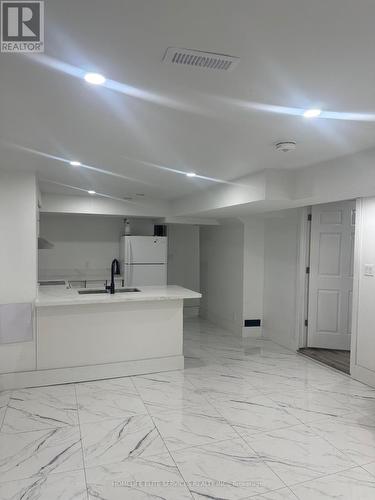 43 Bellwood Drive, Whitby, ON - Indoor