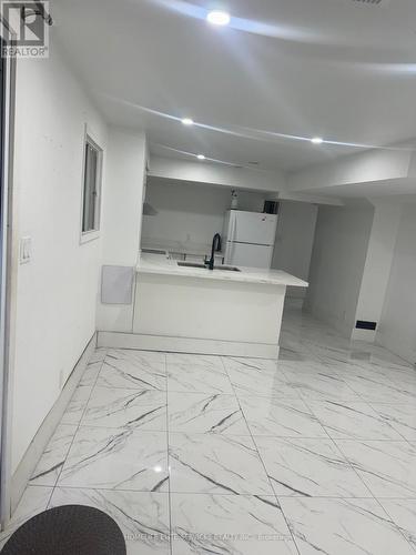 43 Bellwood Drive, Whitby, ON - Indoor