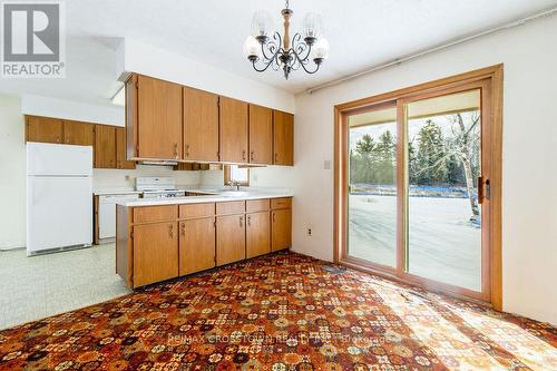 12036 County Rd 27, Springwater, ON - Indoor Photo Showing Kitchen