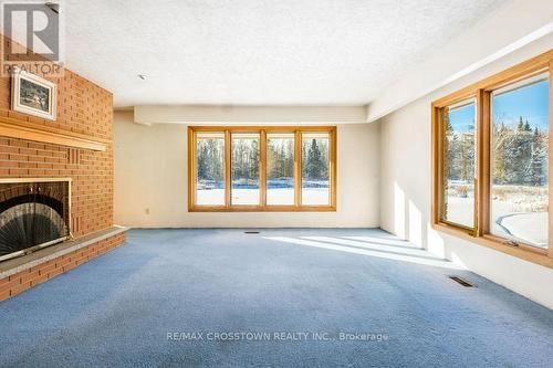12036 County Rd 27, Springwater, ON - Indoor With Fireplace