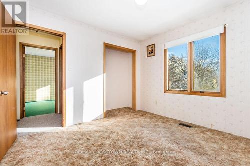 12036 County Rd 27, Springwater, ON - Indoor Photo Showing Other Room