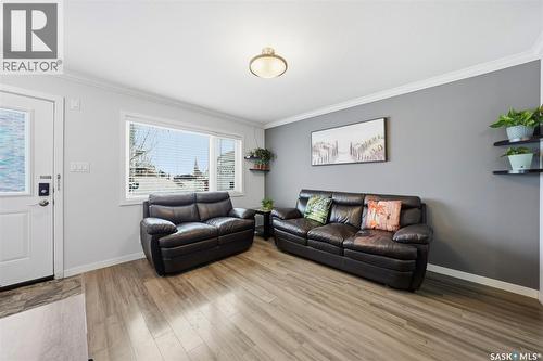 329 620 Cornish Road, Saskatoon, SK - Indoor Photo Showing Living Room