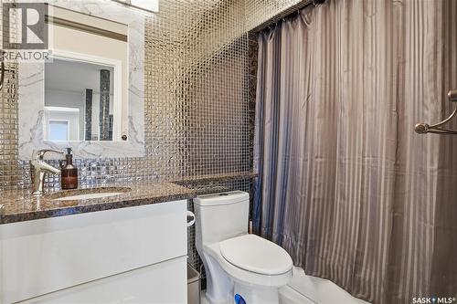309 3410 Park Street, Regina, SK - Indoor Photo Showing Bathroom